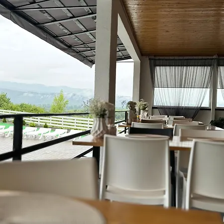Modern House Solotvina