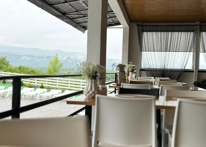 Modern House Solotvyno